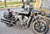 Sacoche latérale en Cuir véritable couleur Noir  avec fixations pour Indian  scout , scout bobber , chief , chief bobber, super scout  ( Coté Gauche, Droite ou D+G)